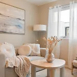 Stylish Newly Renovated In Daire Oslo