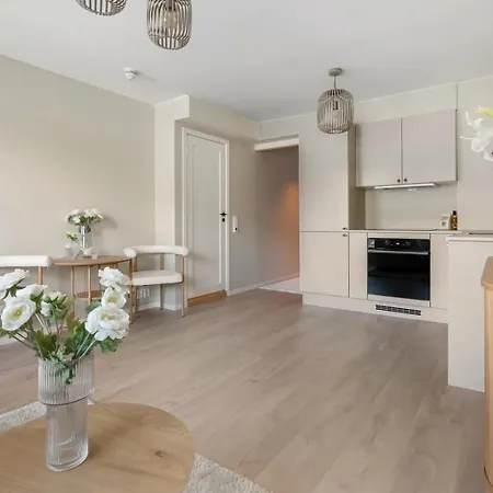 דירה Stylish Newly Renovated In