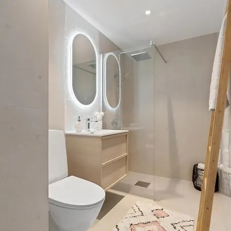 Stylish Newly Renovated In