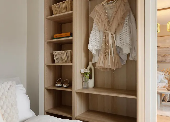 Stylish Newly Renovated In Apartment Oslo