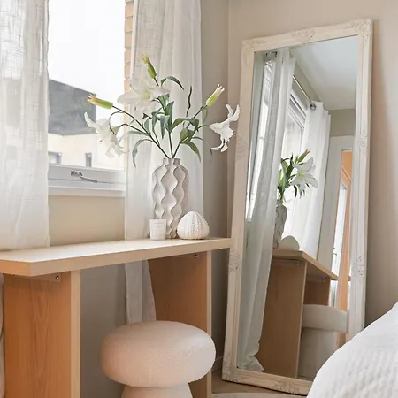 Stylish Newly Renovated In Апартаменты Осло