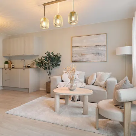 Stylish Newly Renovated In Daire *