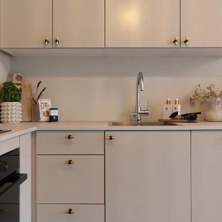 Lejlighed Stylish Newly Renovated In